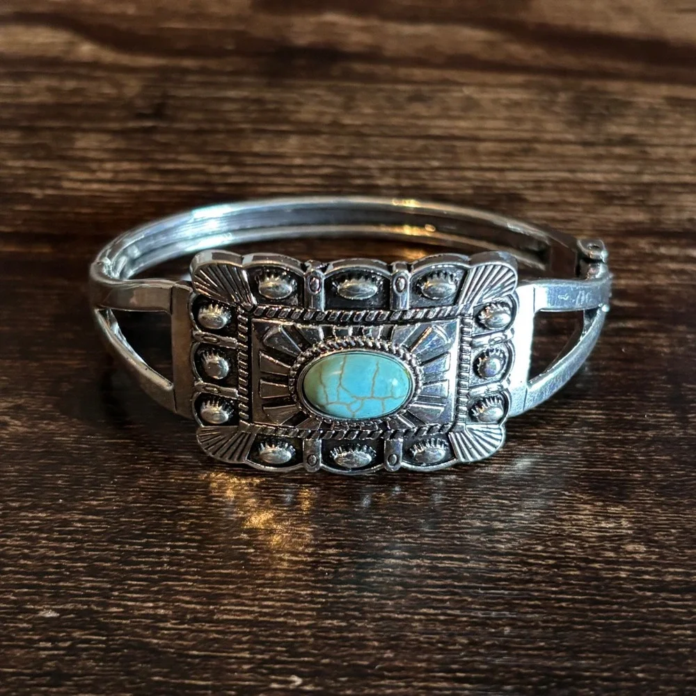Western Faux Turquoise Silver Tone Hinged Cuff Bracelet Southwestern Boho 7.25in